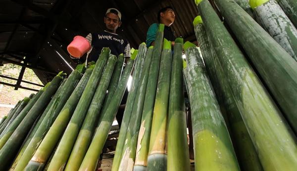 Makanan Khas Medan, Lemang (Foto: Antara) Makanan Khas Medan, Lemang (Foto: Antara)