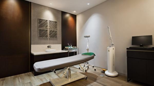 Perawatan kecantikan dengan ruangan eksklusif di Erha. (Foto: istimewa)