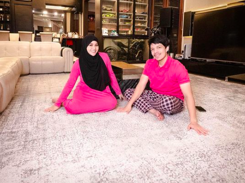 Artis dengan Rumah Tangga Paling Serasi. (foto: instagram)