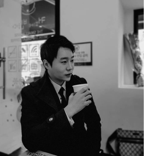 Artis Korea yang Menjalankan Ibadah Puasa Ramadhan. (Foto: instagram)