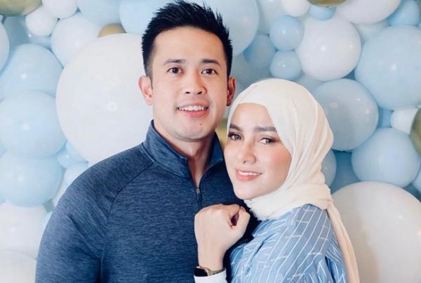 Artis Cantik yang Dinikahi Pengusaha Tambang. (foto: Instagram)