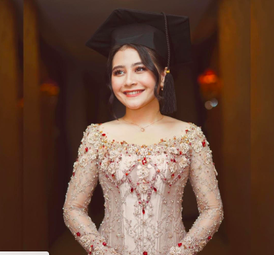 Screen Shot 2022 04 15 At 11 50 45 Artis Indonesia yang Memiliki Kecerdasan Luar Biasa. (Foto: Instagram)