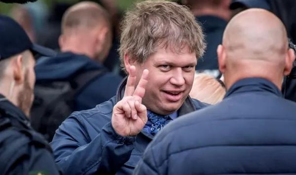 Tak Kapok, Politikus Anti-Islam Rasmus Paludan Akan Bakar Alquran di Kedubes Turki