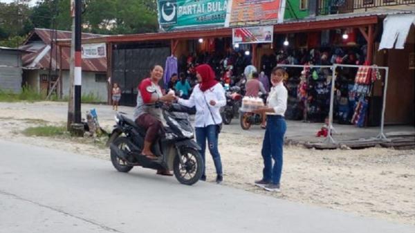 Bagikan Takjil di Distrik Arso Papua, Partai Perindo Serius Bertekad Wujudkan Indonesia Sejahtera
