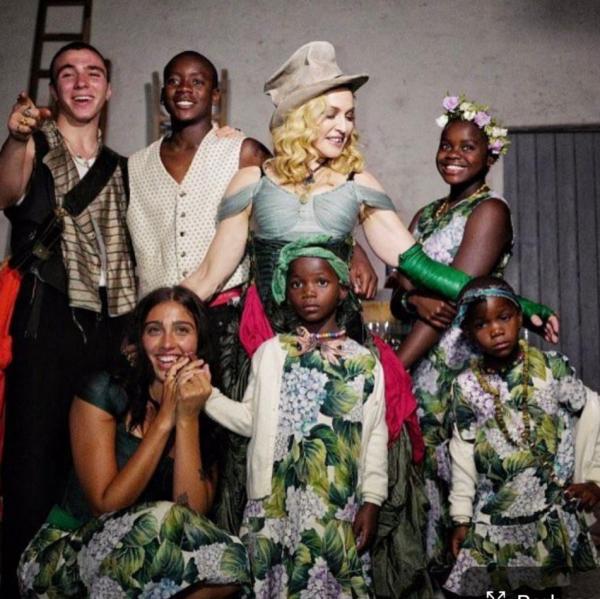 Artis Punya Anak Angkat. (Foto: instagram)