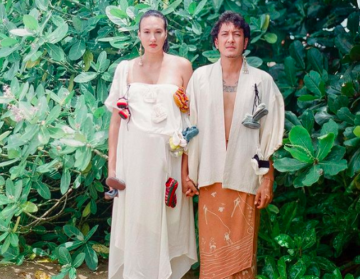 Artis Ganteng Menikah dengan Wanita Lebih Tua. (foto: Instagram)