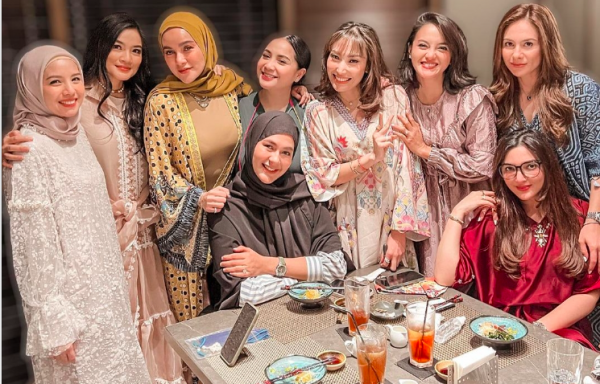 Potret Buka Bersama Para Artis. (foto: Instagram)