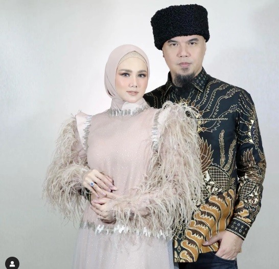 Mulan Jameela Artis Cantik yang Pernah Dicap Pelakor. (foto: instagram)