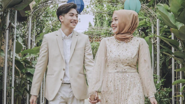 Pasangan Artis Beda Agama Kompak Jalani Puasa Ramadhan. (Foto: Instagram)