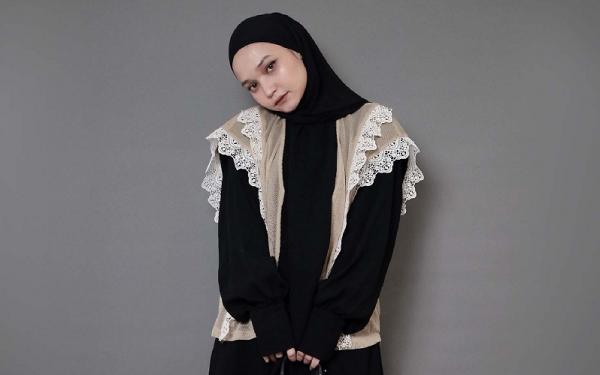 Shopee 3 Cozy but Stylish Look, baju berbahan nyaman untuk silaturahmi seharian (Foto: Dok Shopee)