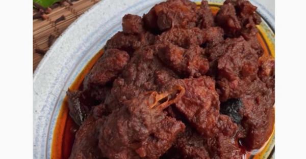 Cara Membuat Rendang Daging Lebaran Empuk dan Bumbu Meresap