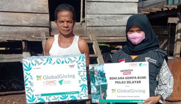 Global Giving Bantu Penyintas Gempa Lewati Masa Sulit Distribusi Sembako