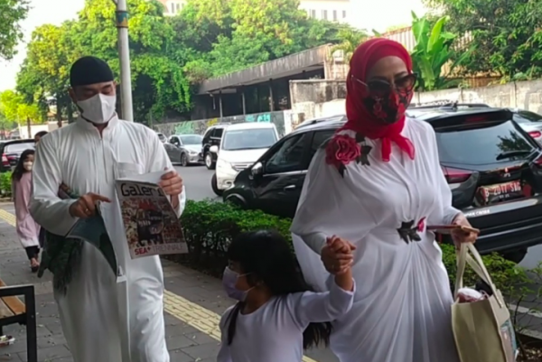 Potret Artis Lebaran bareng keluarga. (Foto: Instagram)