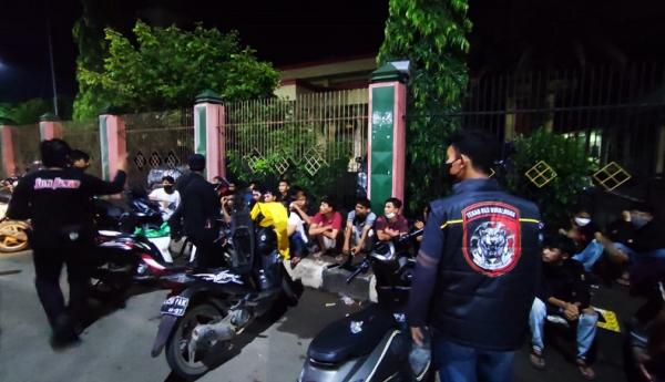 Polisi Amankan 34 Anggota Geng Motor di Indramayu, 19 Orang Positif Narkoba<