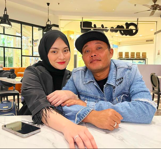 Deretan Artis Mualaf Merayakan Lebaran. (Foto: Instagram)