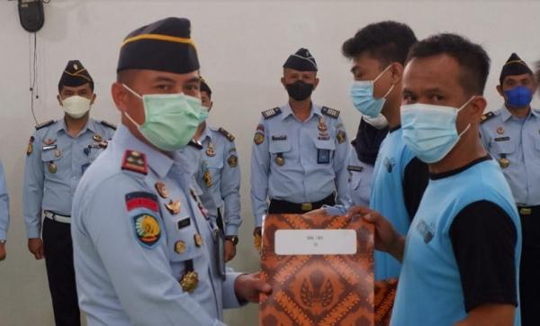 585 Napi Lapas Narkotika Pangkalpinang Dapat Remisi Lebaran 15 Hingga ...