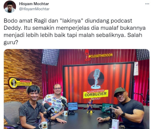 Podcast Deddy Corbuzier menuai kontroversi karena mengundang pasangan gay. (Foto: IG)