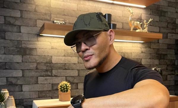 Artis pria terkaya di Indonesia. (Foto: Instagram)