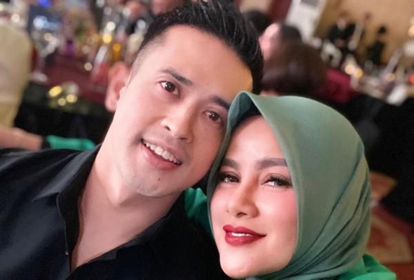 Artis bercerai tetap harmonis besarkan anak bersama. (Foto: Instagram)