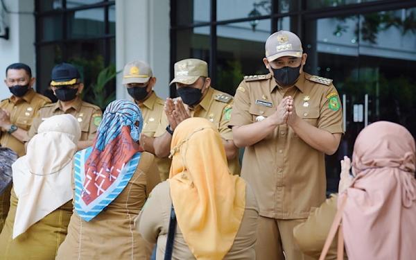 Bobby Nasution Temukan Kantor Lurah Kosong Saat Sidak Hari Pertama Kerja 0326