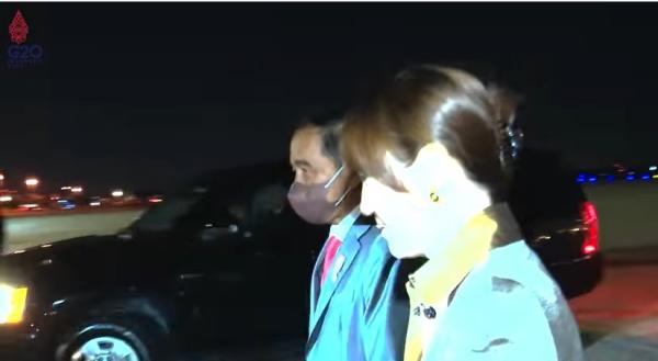 Chevrolet Suburban 1