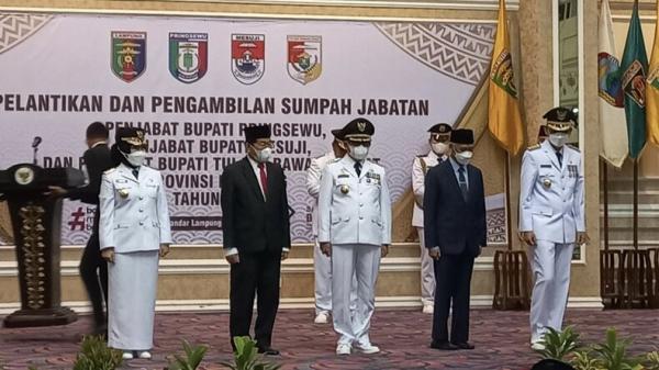 Lantik 3 Penjabat Bupati, Gubernur Lampung: Segera Sesuaikan Diri