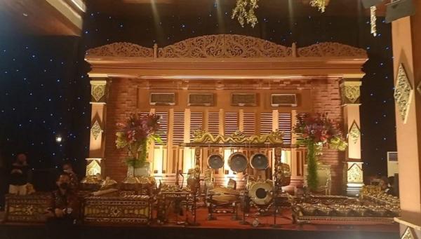 Dekorasi pernikahan adik Jokowi dan Anwar Usman di Solo. (Foto MNC Portal).