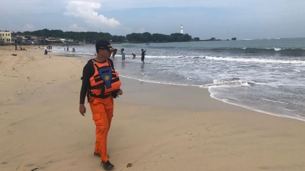 Hari ke-4 Operasi Pencarian Nelayan di Sayangheulang, Tim SAR Sisir Pantai Cikelet Garut