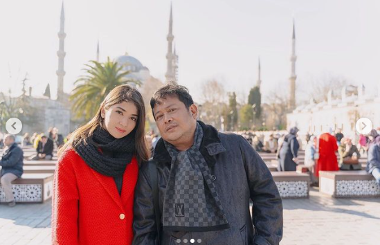 Artis cantik menikah dengan Pengusaha Tambang, Fiona Fachru