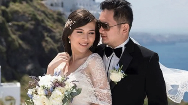 Olivia Jensen Artis Cantik yang Dinikahi Pengusaha Tambang. (foto: Instagram)