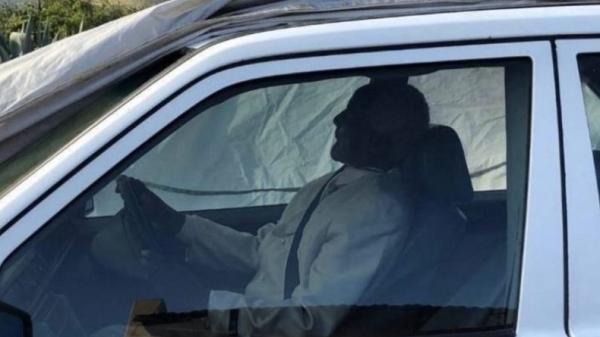 Tshekede Bufton Pitso, politisi asal Afrika Tshekede Bufton Pitso, politisi terkemuka asal Afrika Selatan terkemuka yang dimakamkan bersama harta kesayangannya pada akhir Maret 2020 lalu. (Foto: guardian.ng)