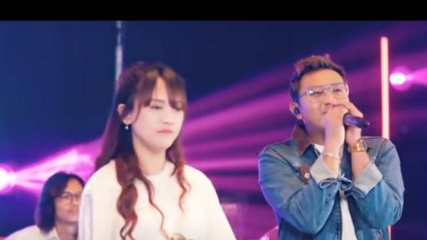 Chord Gitar Satru 2 Denny Caknan Lengkap dengan Lirik Lagu