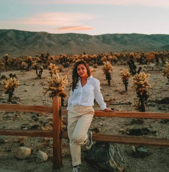 Artis Hobi Jalan-Jalan ke luar Negeri. (Foto: Instagram)