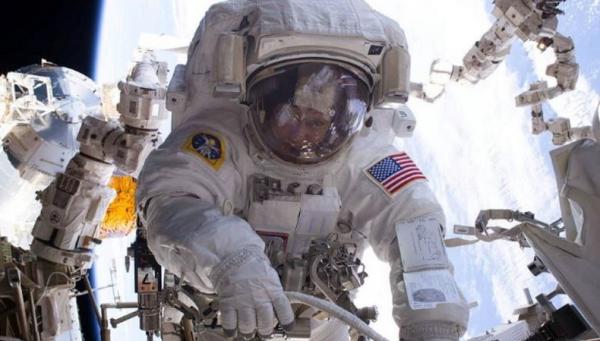 Fakta mengejutkan luar angkasa, salah satunya tentang harga seragam astronaut. (Foto: Reuters)