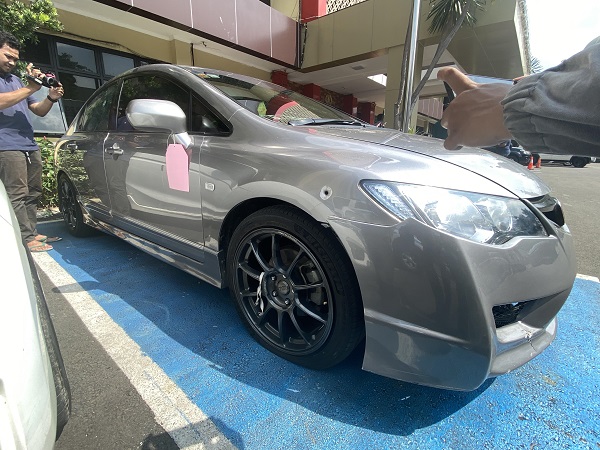 Potret Mobil Penabrak Anggota Polisi di Jaksel