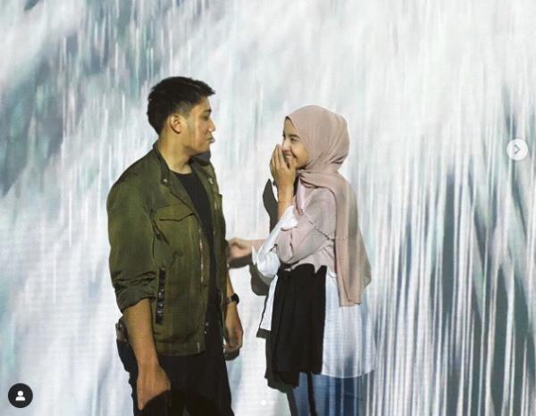 Nabila Eril4 Potret kenangan Nabila Ishma bersama sang kekasih, Emmeril Khan. (Foto: Instagram)