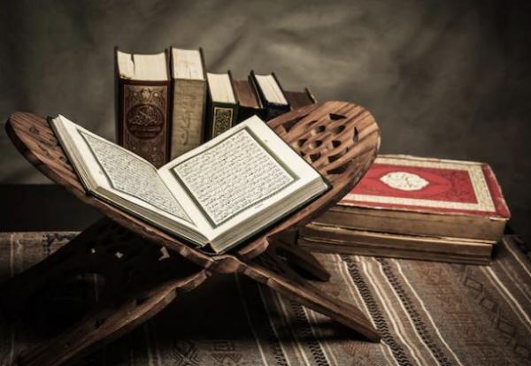 Surat Yasin Ayat 78-79: Mudah Bagi Allah Menciptakan dan Membangkitkan Makhluknya Kembali