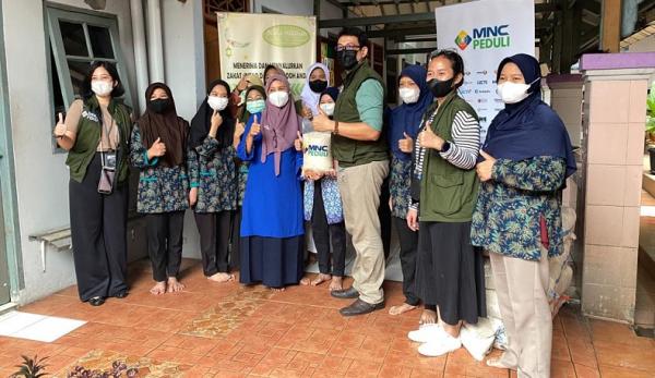 Mnc Peduli Salurkan Bantuan Dan Tanam Pohon Pot Di Panti Asuhan Nurul