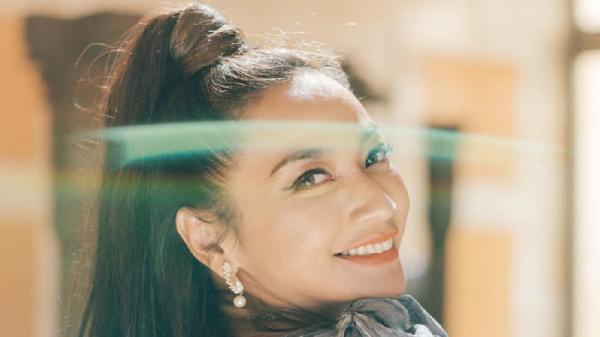 Profil dan Biodata Hesti Purwadinata (Foto: Instagram @hestipurwadinata)