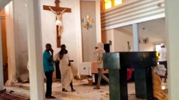 2 Gereja Diserang Ratusan Bandit Bersenjata, Jumlah Korban Tewas Bertambah Jadi 8 Orang