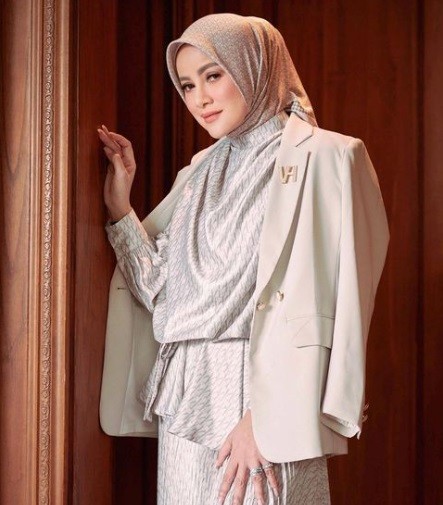 Artis Cantik Menikah dengan Pengusaha Tambang, Olla Ramlan (Foto: Instagram)