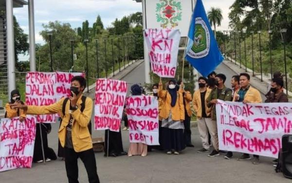 Kunker Jokowi ke IKN Nusantara Disambut Demo Mahasiswa, Ini Tuntutannya