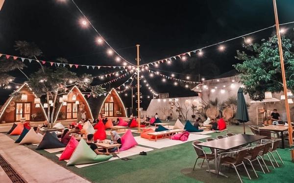 Suasana nyaman dan instagrambel di Mahkota Pemancingan, Samarinda. (Foto: Instagram)