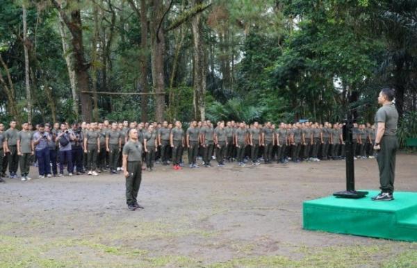 Tradisi Puncak Gunung Tidar (Foto : TNI AD)