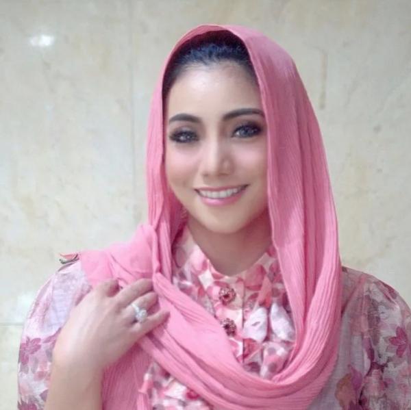 Artis Cantik Menikah dengan Pria Asing Pindah ke Luar Negeri. (Foto: instagram)