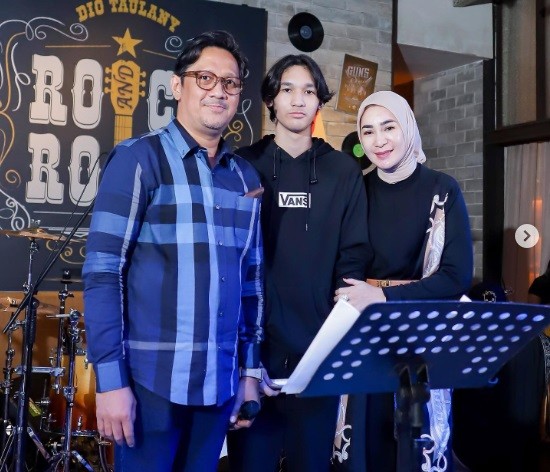 Andre Taulany Komedian Beristri Cantik. (foto: instagram)