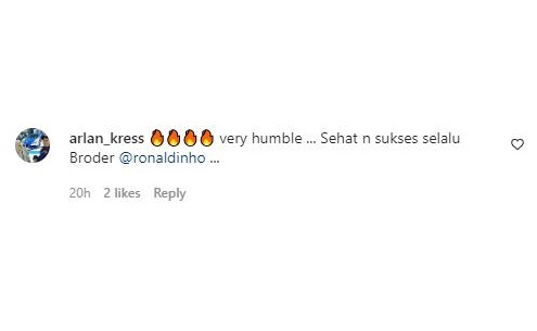 Komentar netizen di unggahan Instagram Ronaldinho. (Foto: tangkapan layar/Instagram)