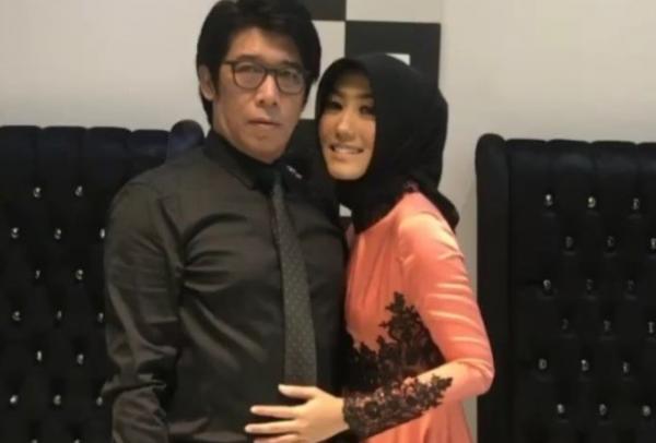 Parto Patrio Komedian Beristri Cantik. (foto: istimewa)