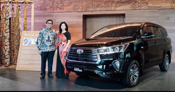 Toyota Kijang Innova dan Alphard Limited Edition Meluncur, Dapat Sentuhan Batik Indonesia