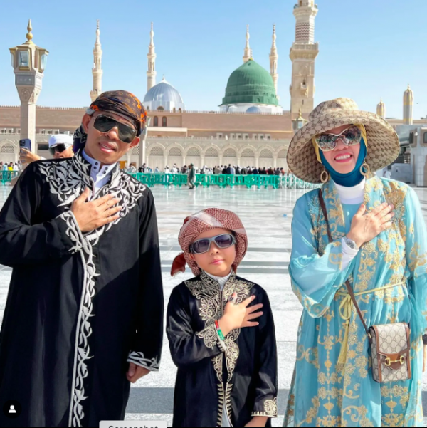 Screen Shot 2022 07 07 At 07 47 14 Artis Naik Haji Lebih dari Satu Kali (Foto: instagram)